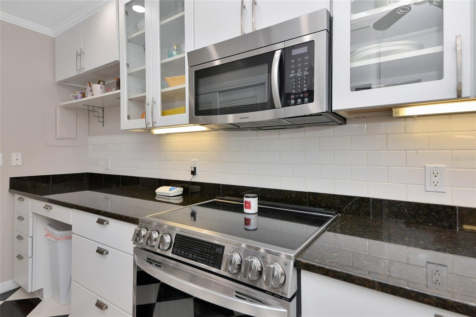 Image 7 of 45 For 6220 29th Avenue W 6220