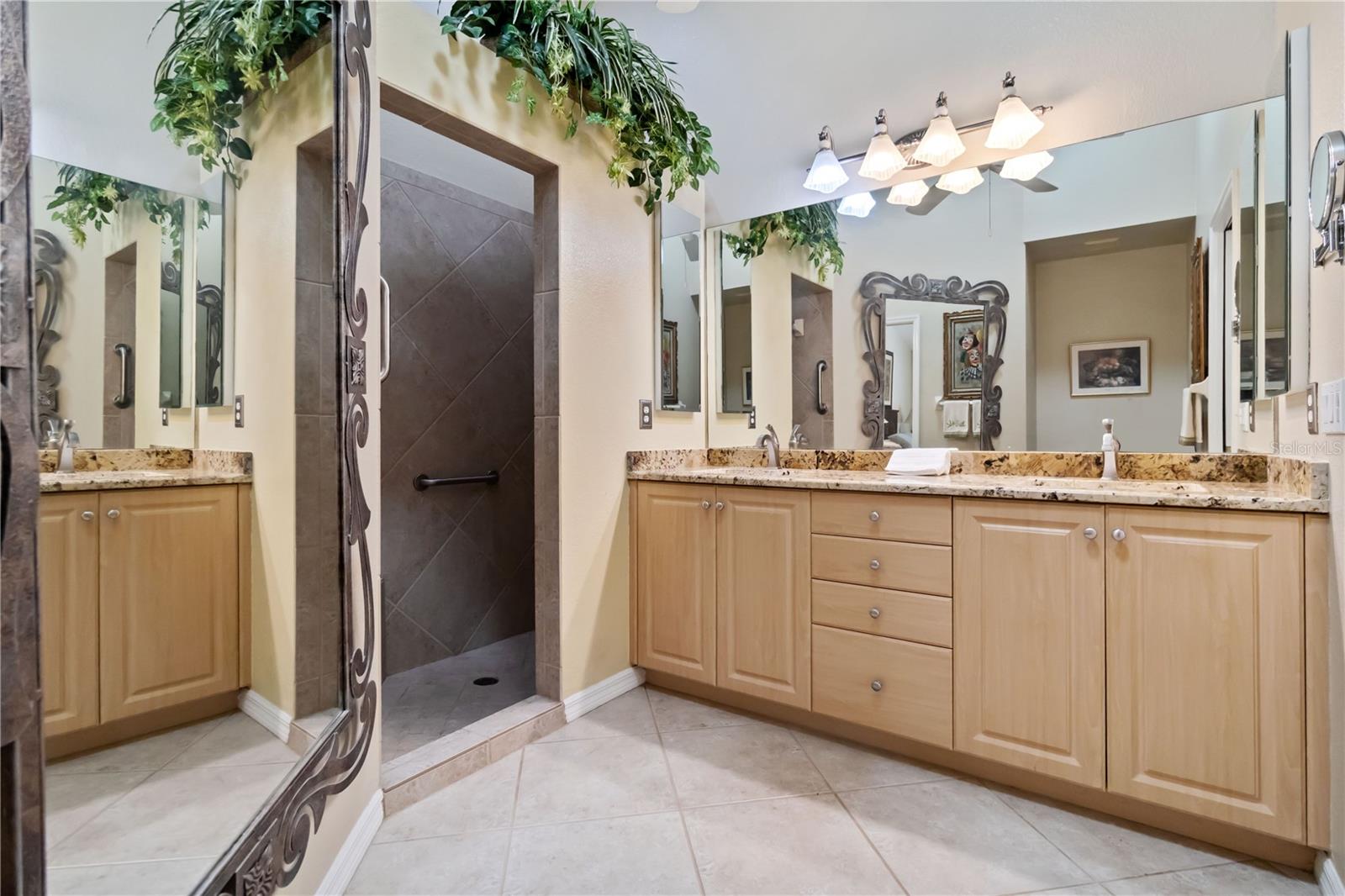 Image 15 of 38 For 4161 Fairway Drive