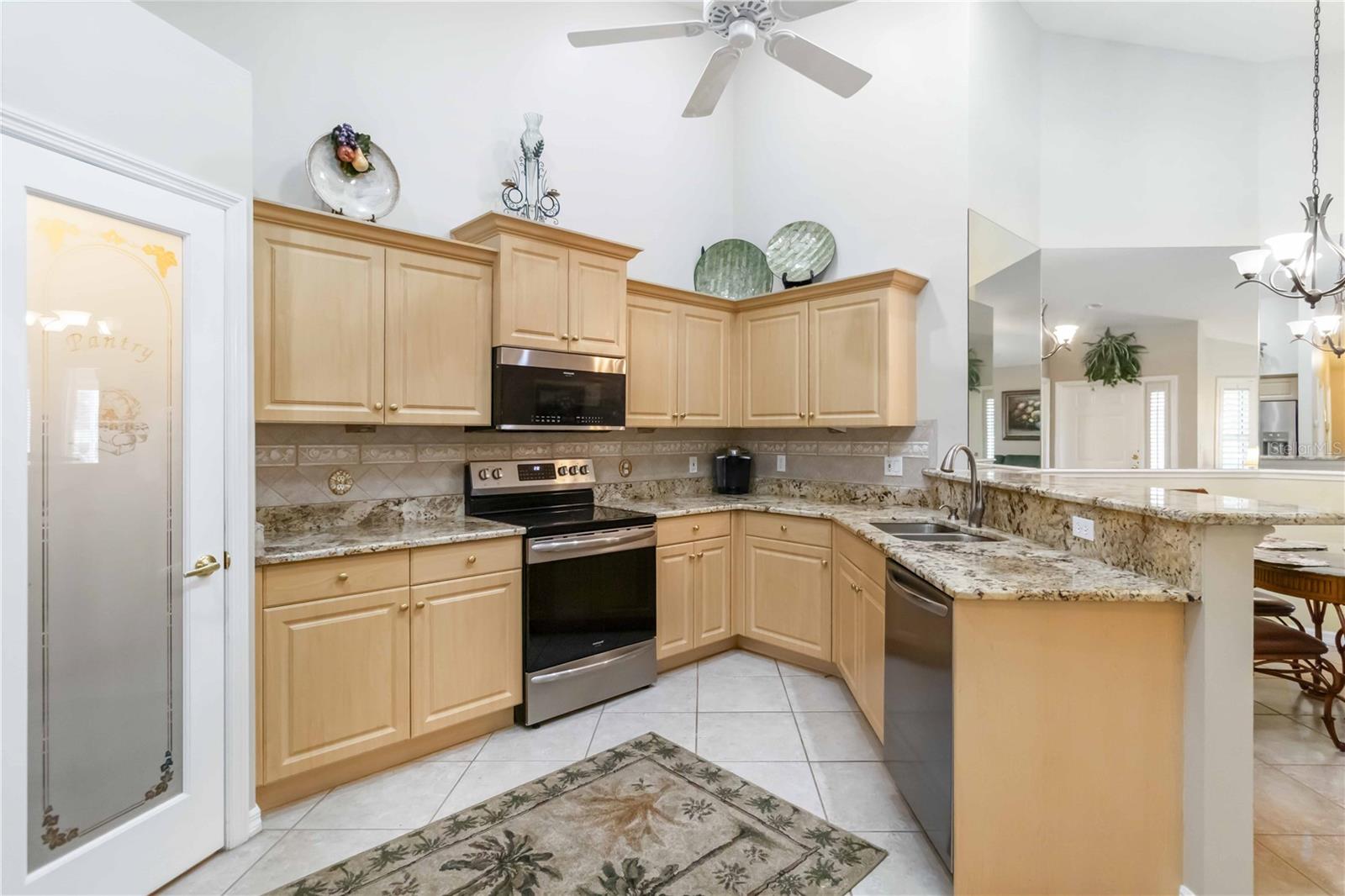 Image 8 of 38 For 4161 Fairway Drive