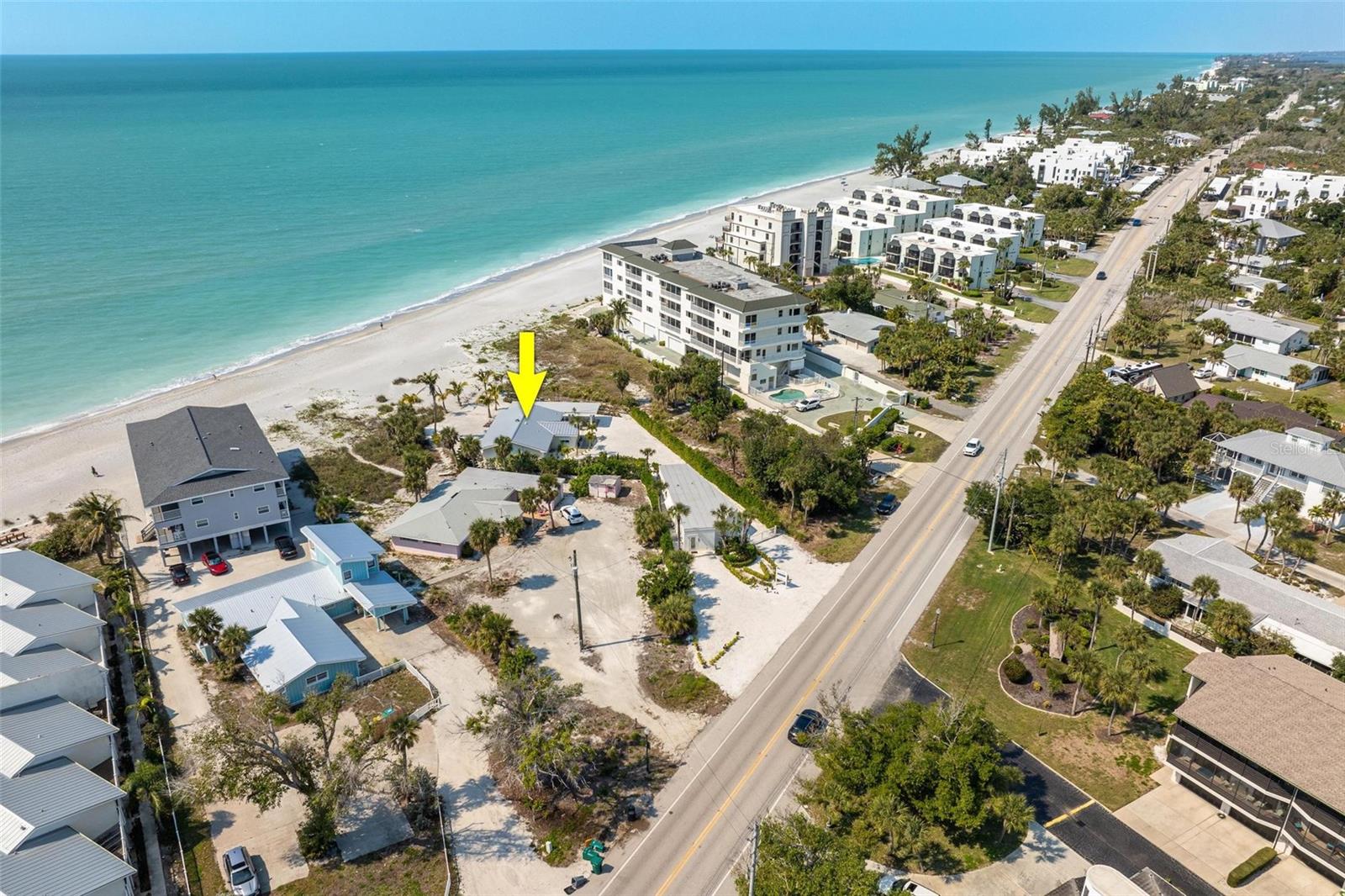 Listing photo id 27 for 2740 Beach Road B