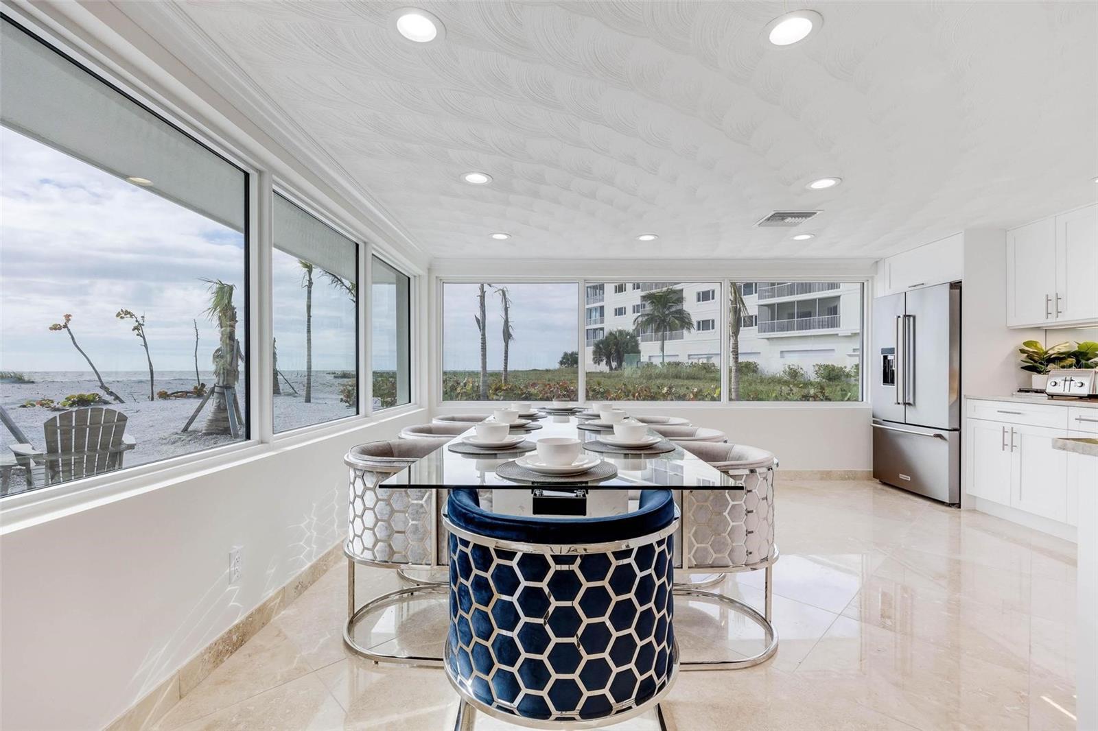 Listing photo id 44 for 2740 Beach Road B