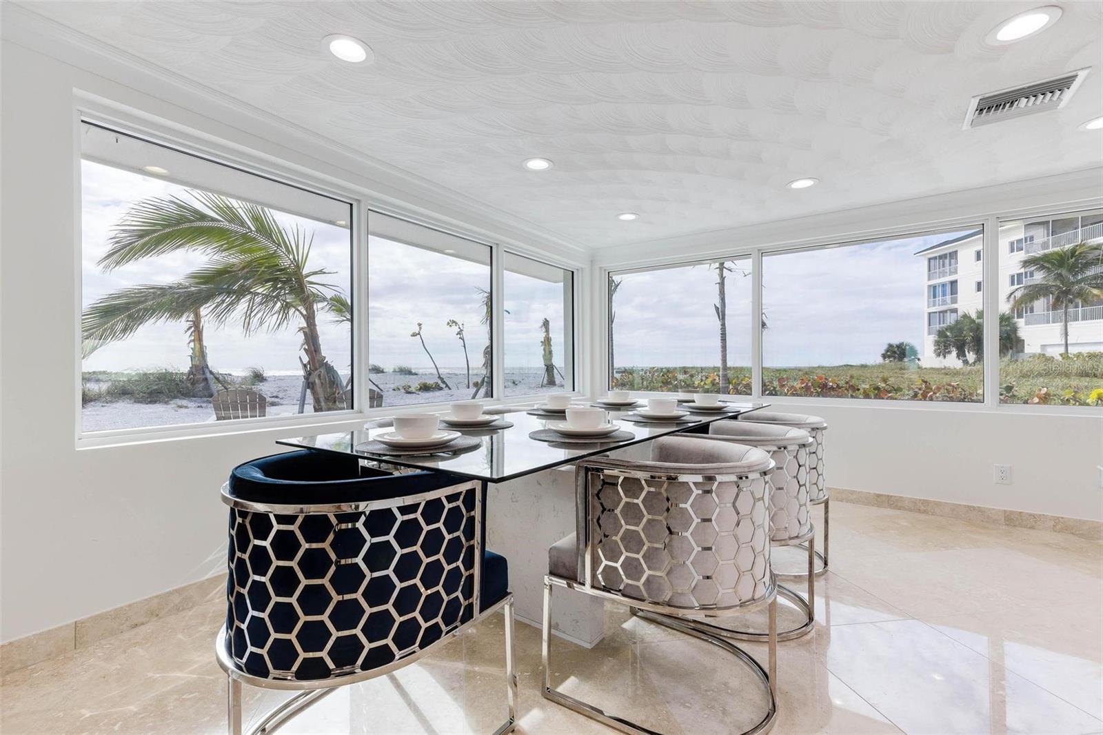 Listing photo id 45 for 2740 Beach Road B