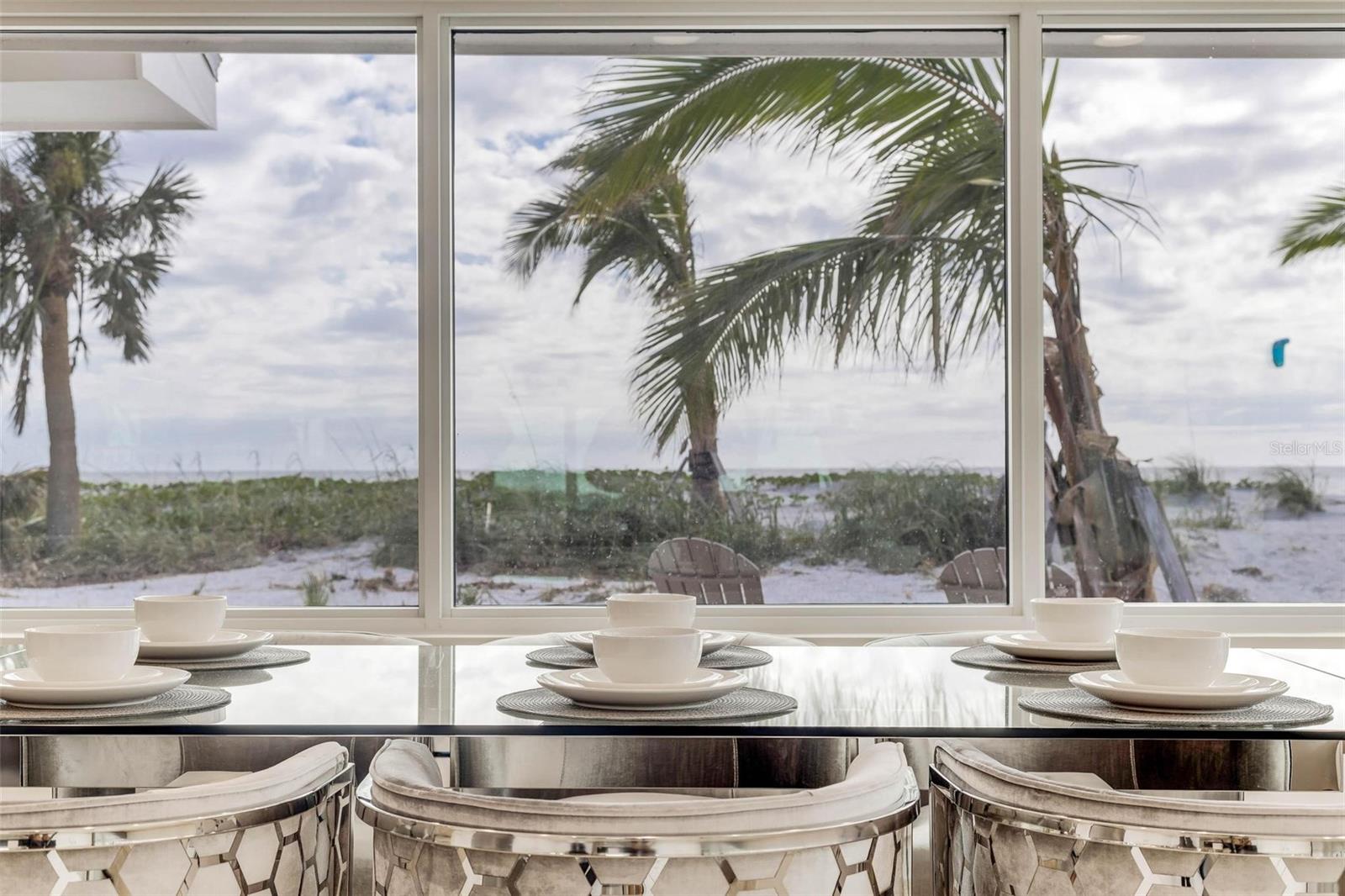 Listing photo id 47 for 2740 Beach Road B