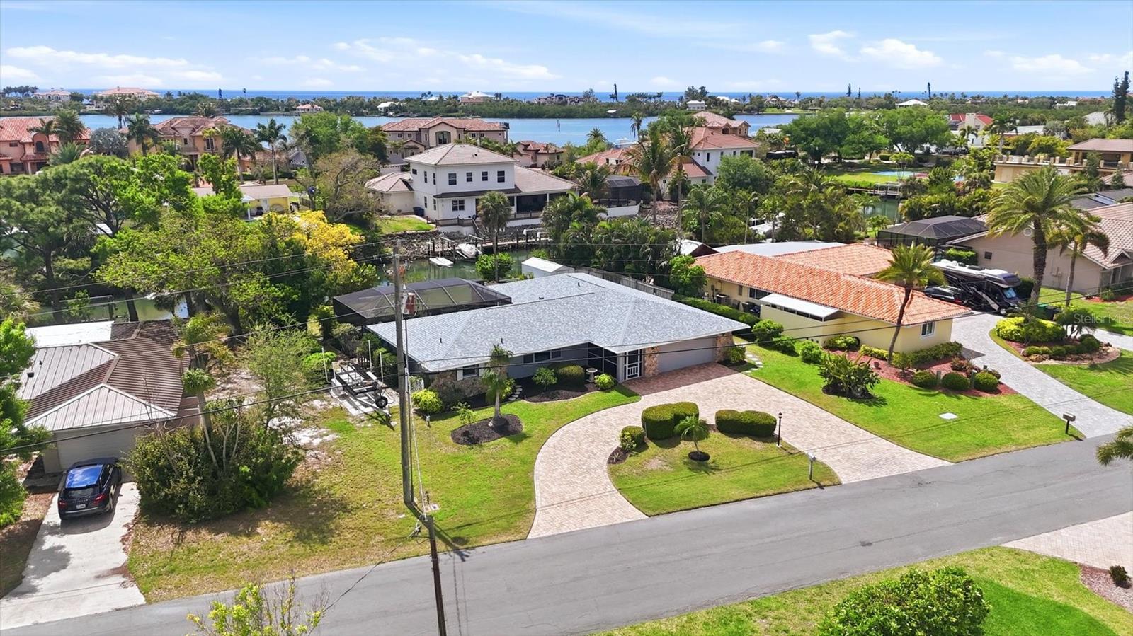 Image 9 of 60 For 353 Shore Drive