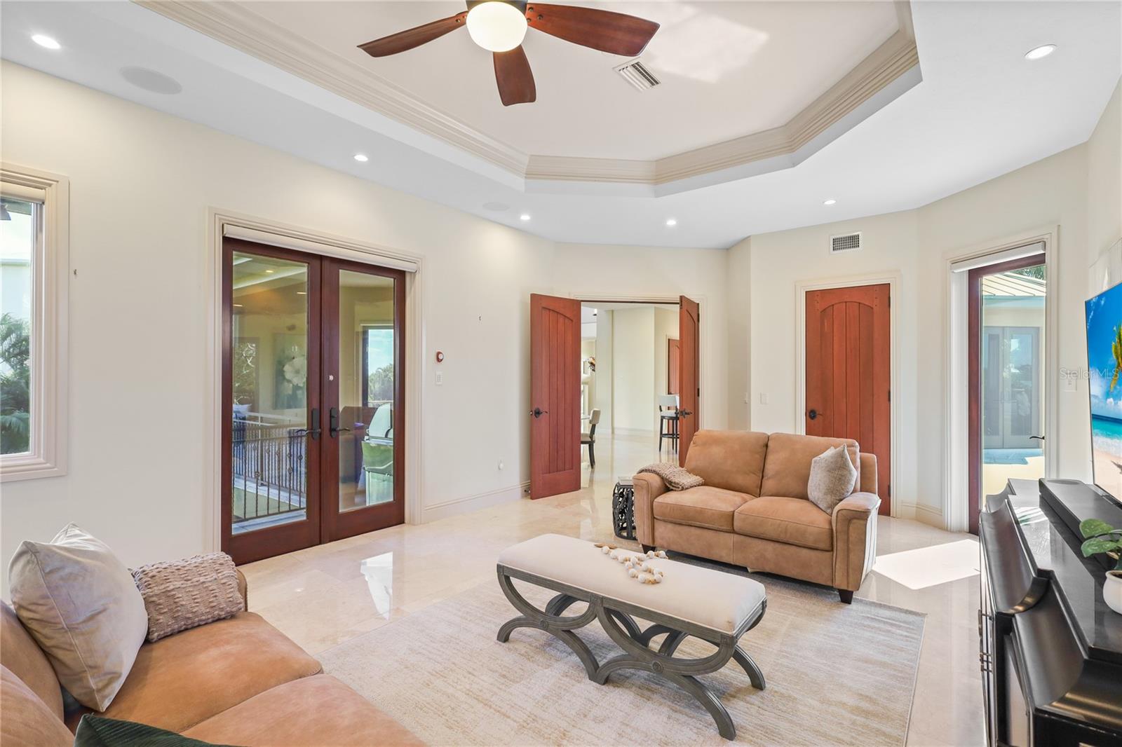 Image 28 of 74 For 7158 Hawks Harbor Circle