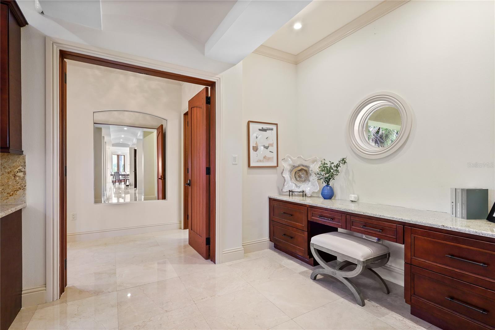 Image 29 of 74 For 7158 Hawks Harbor Circle