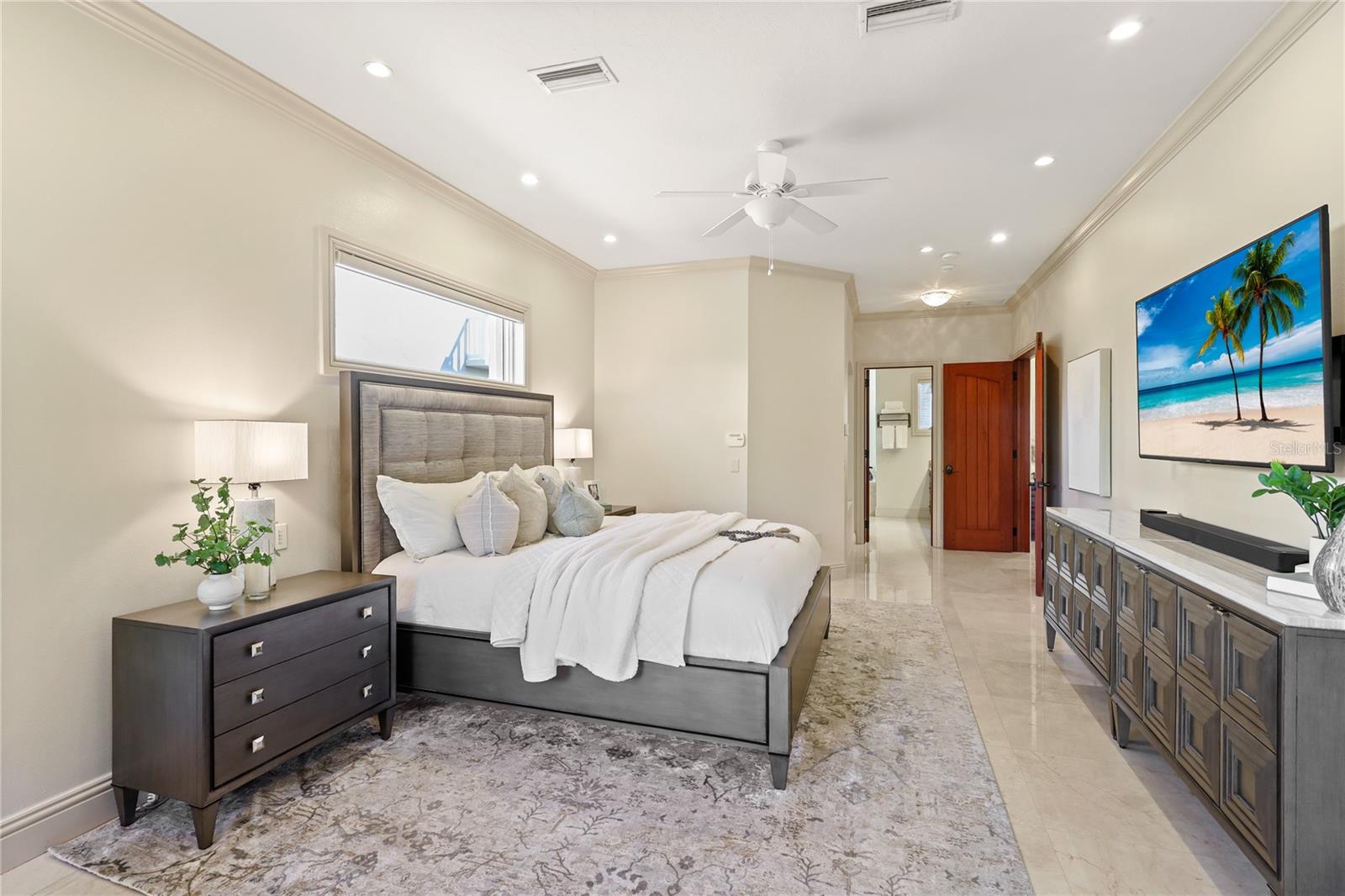 Image 31 of 74 For 7158 Hawks Harbor Circle