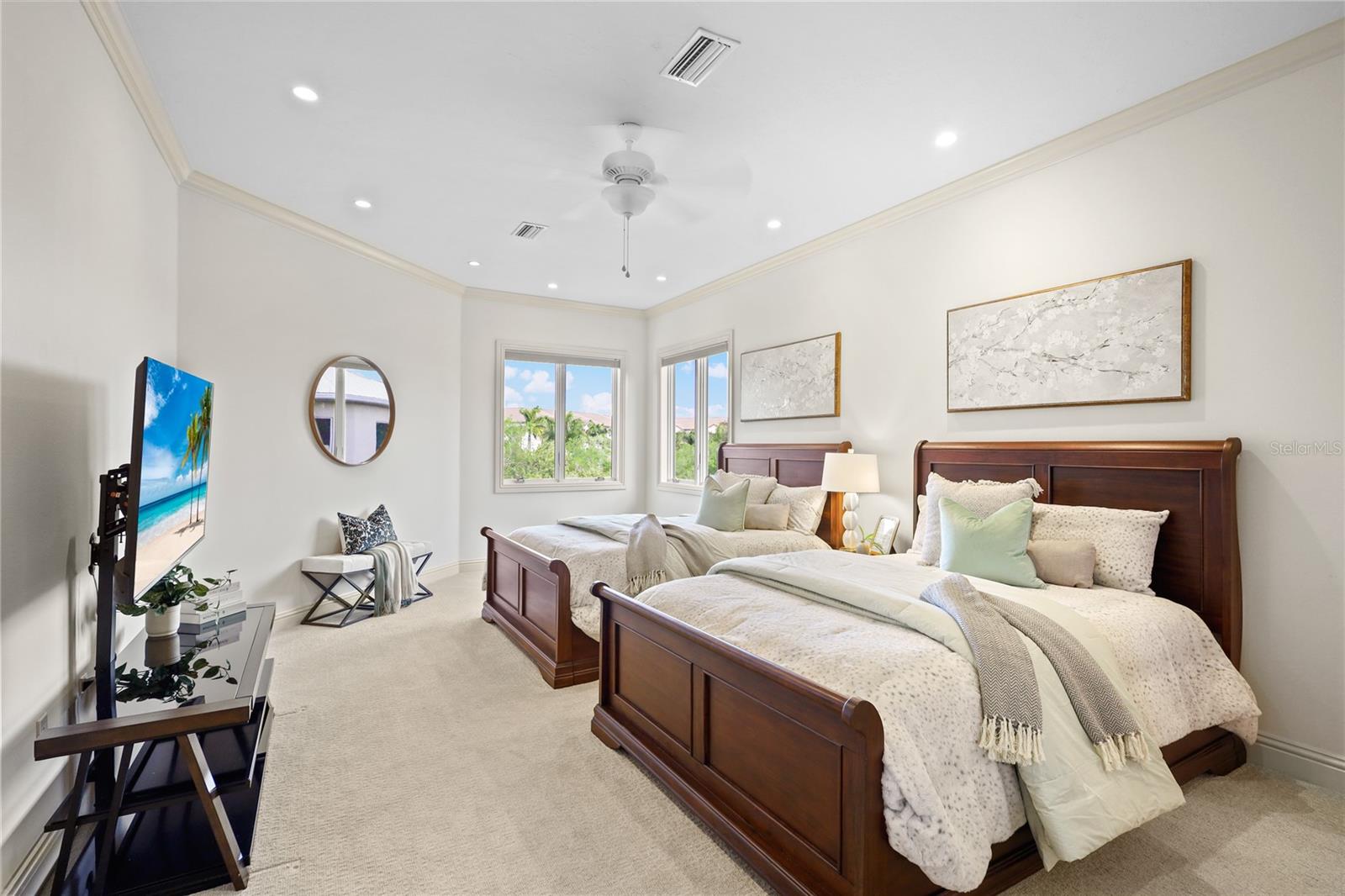 Image 38 of 74 For 7158 Hawks Harbor Circle