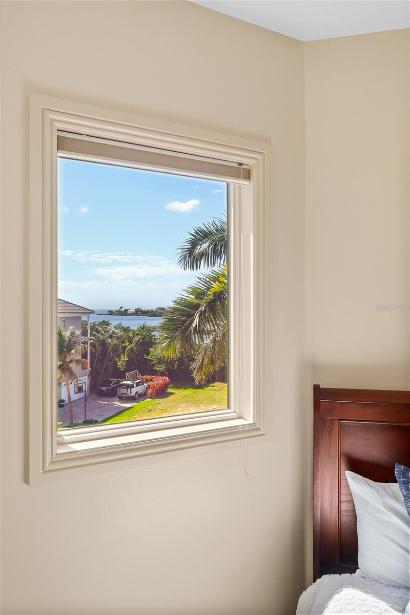 Image 45 of 74 For 7158 Hawks Harbor Circle