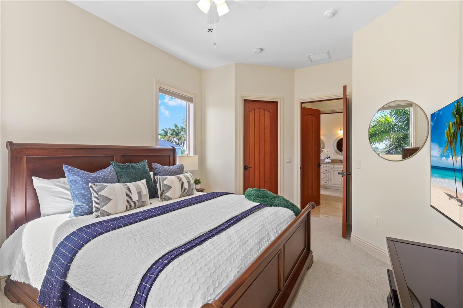 Image 46 of 74 For 7158 Hawks Harbor Circle