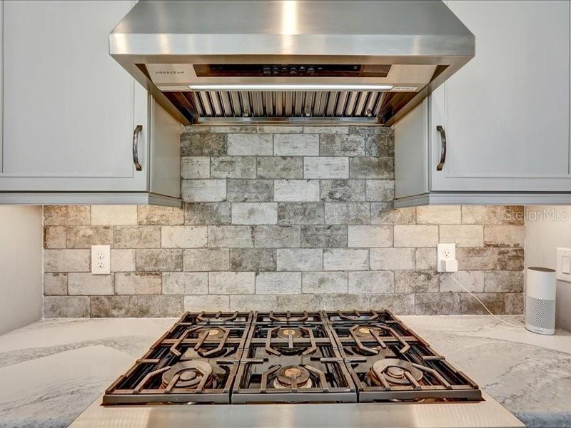 Image 10 of 39 For 14958 Contenta Loop