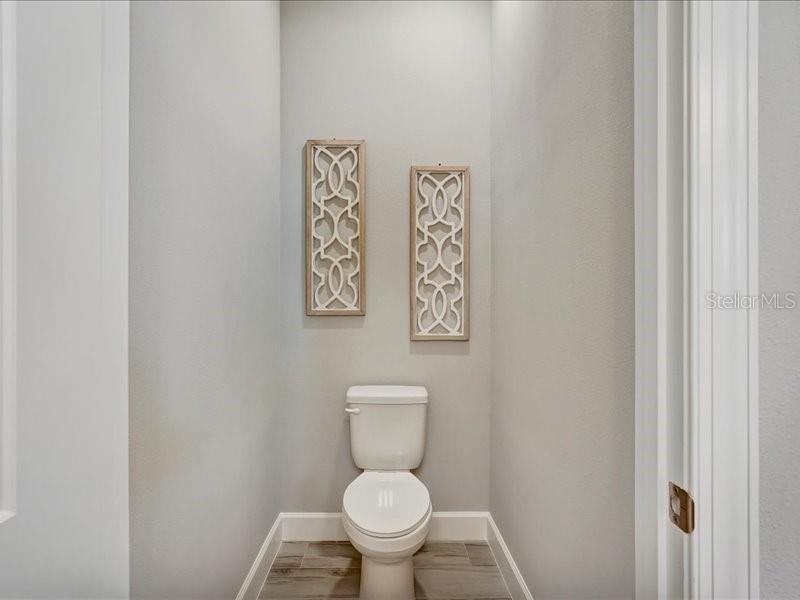 Image 19 of 39 For 14958 Contenta Loop