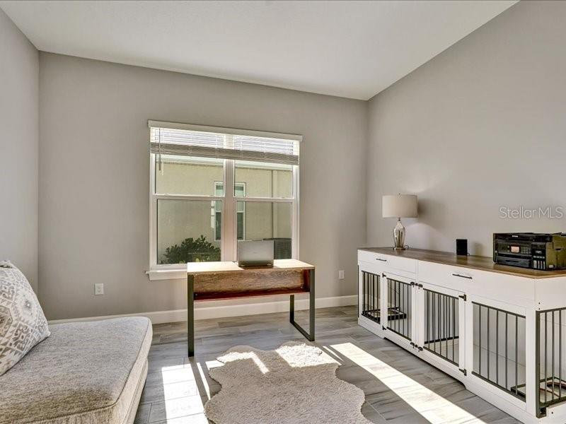 Image 28 of 39 For 14958 Contenta Loop