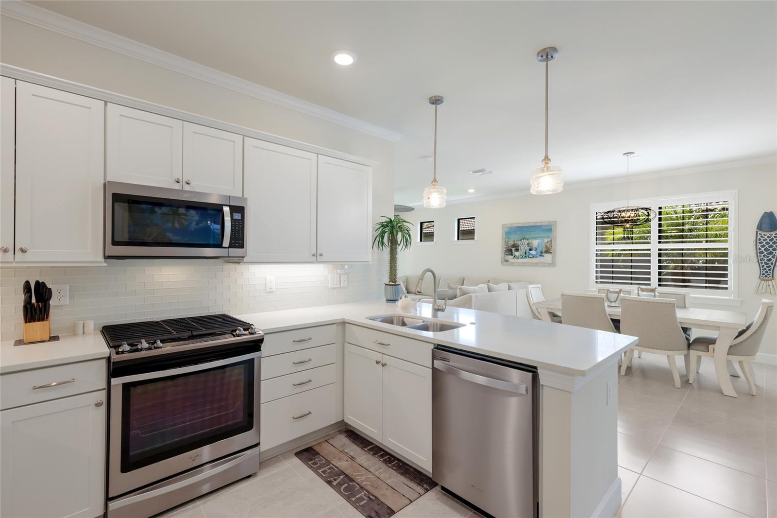 Image 10 of 54 For 12294 Myrtle Bay Court