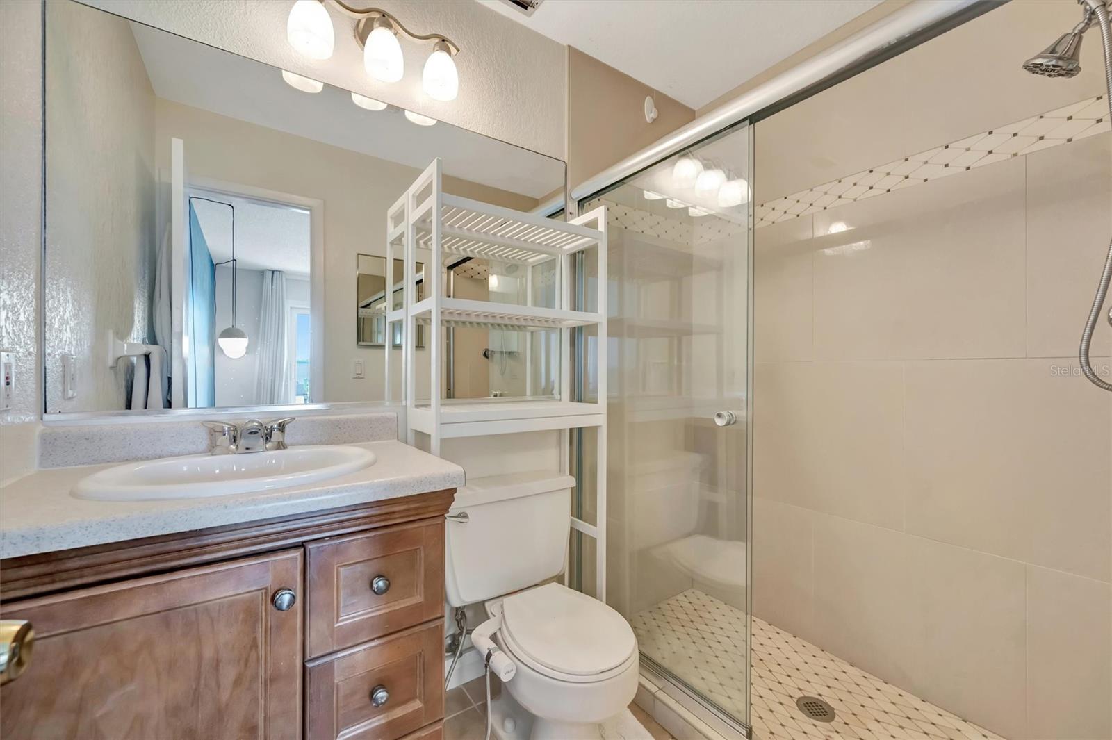 Image 19 of 51 For 3863 Catalina Drive