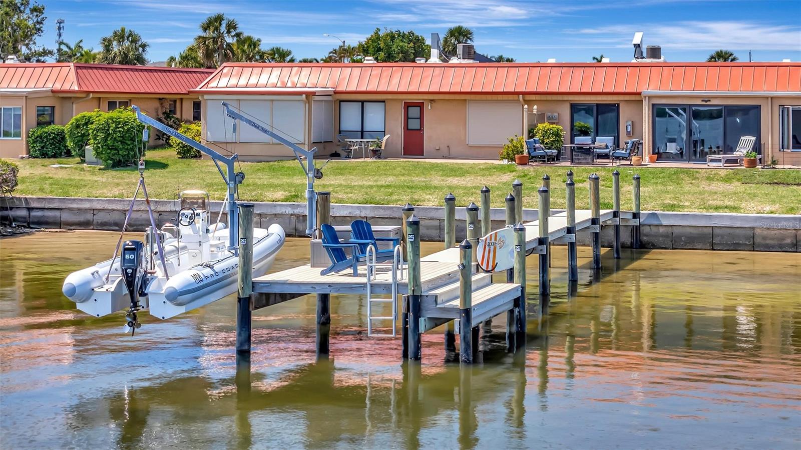 Image 32 of 51 For 3863 Catalina Drive