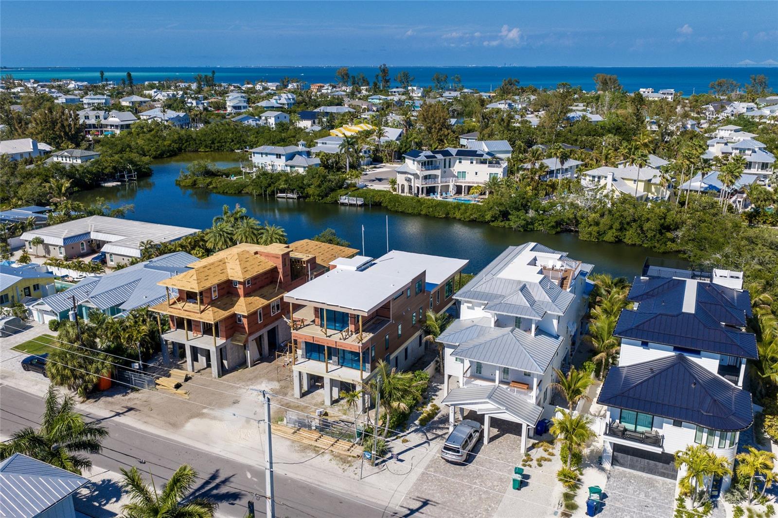 Image 4 of 11 For 406 Shore Drive