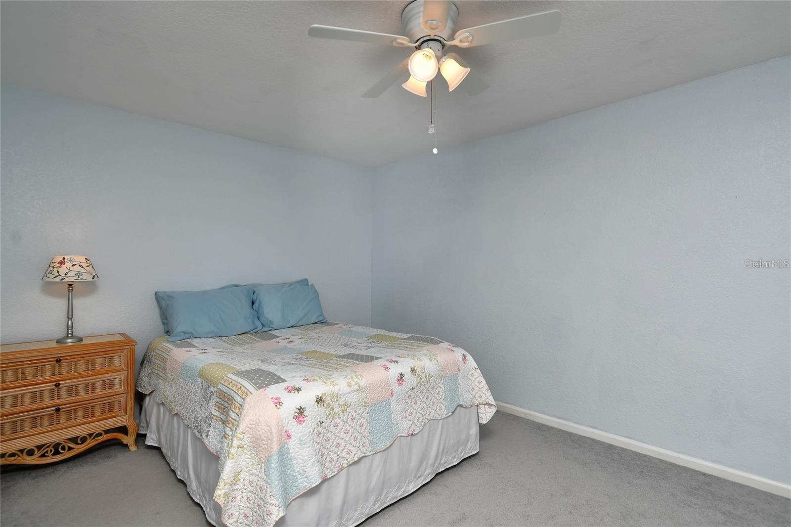 Image 22 of 43 For 25101 Kimberly Court