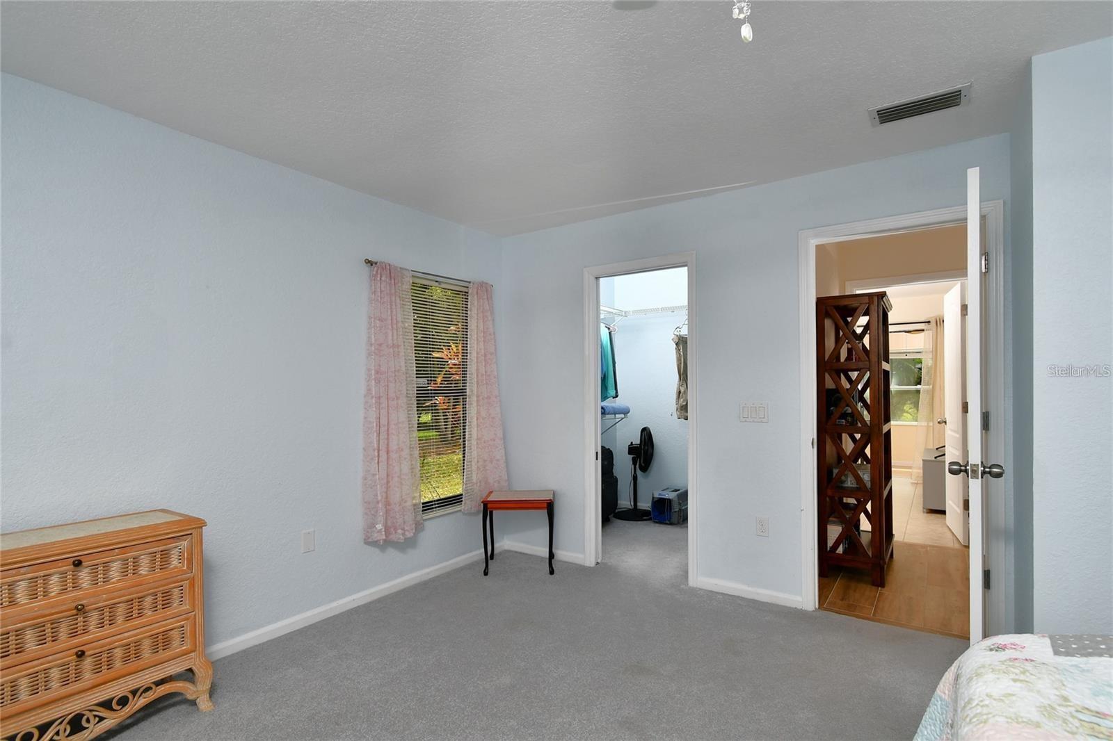 Image 24 of 43 For 25101 Kimberly Court