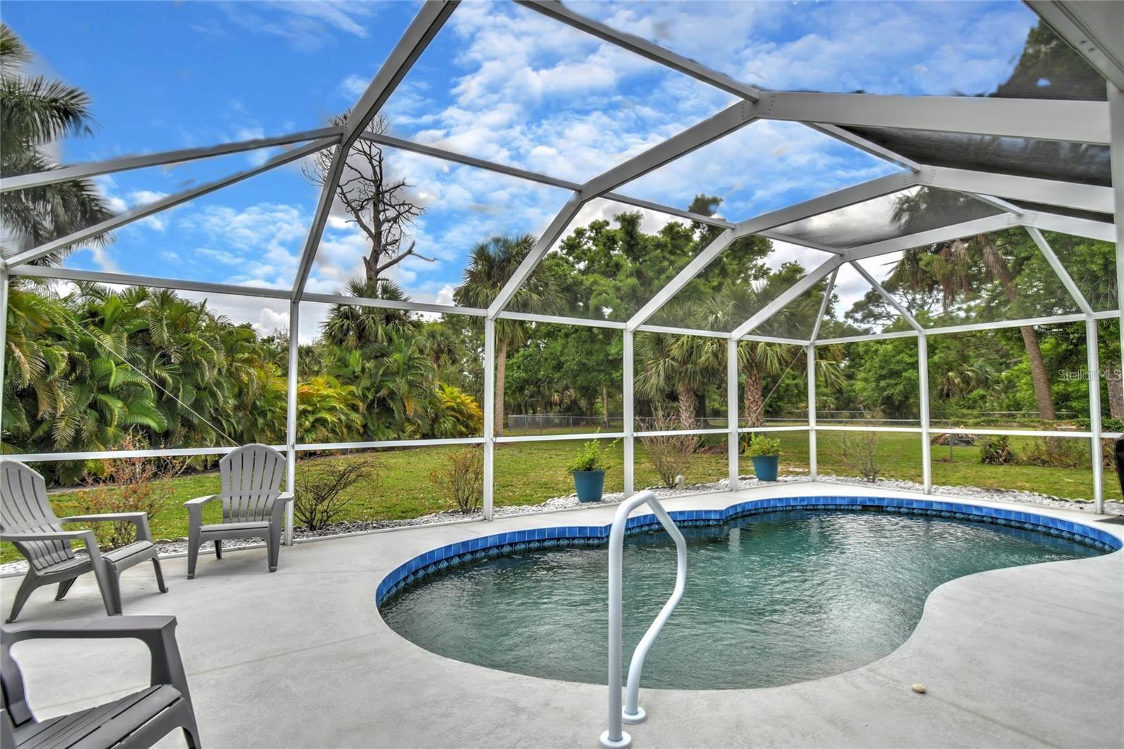 Image 32 of 43 For 25101 Kimberly Court