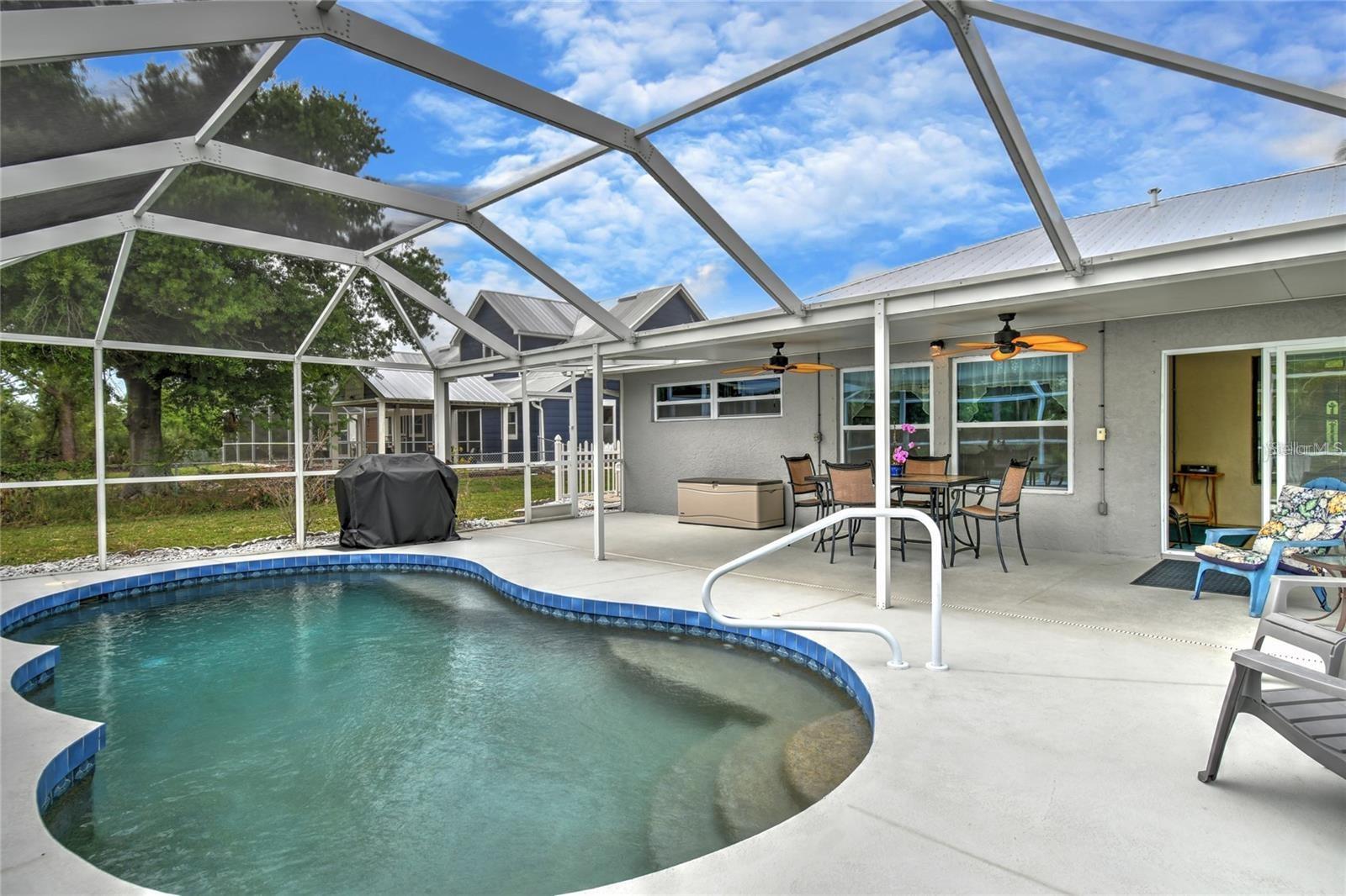 Image 34 of 43 For 25101 Kimberly Court