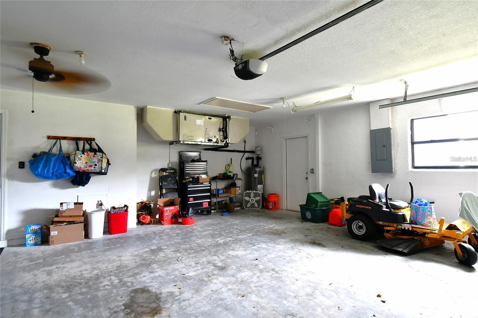 Image 36 of 43 For 25101 Kimberly Court