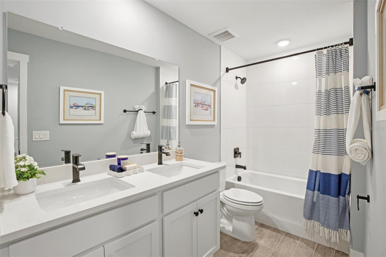 Image 21 of 22 For 15182 Dynasty Trail