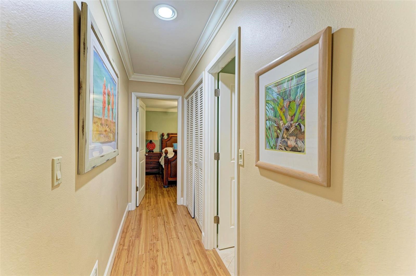 Image 18 of 49 For 221 Lookout Point Drive