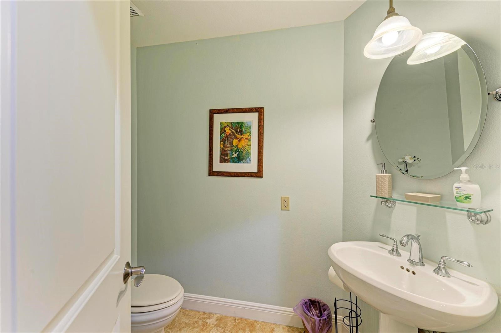 Image 19 of 49 For 221 Lookout Point Drive