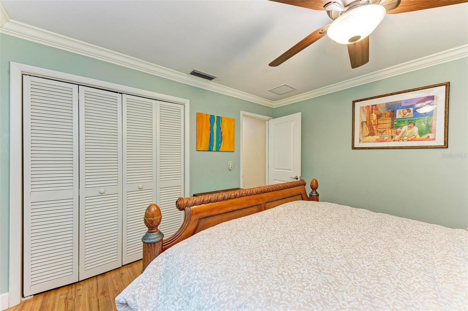 Image 23 of 49 For 221 Lookout Point Drive