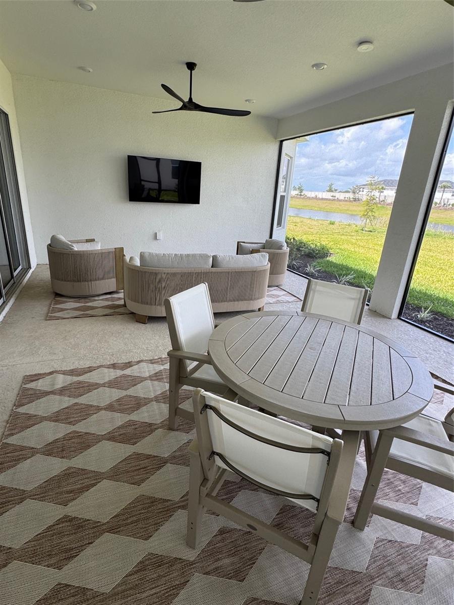 Image 34 of 78 For 16415 Isola Place