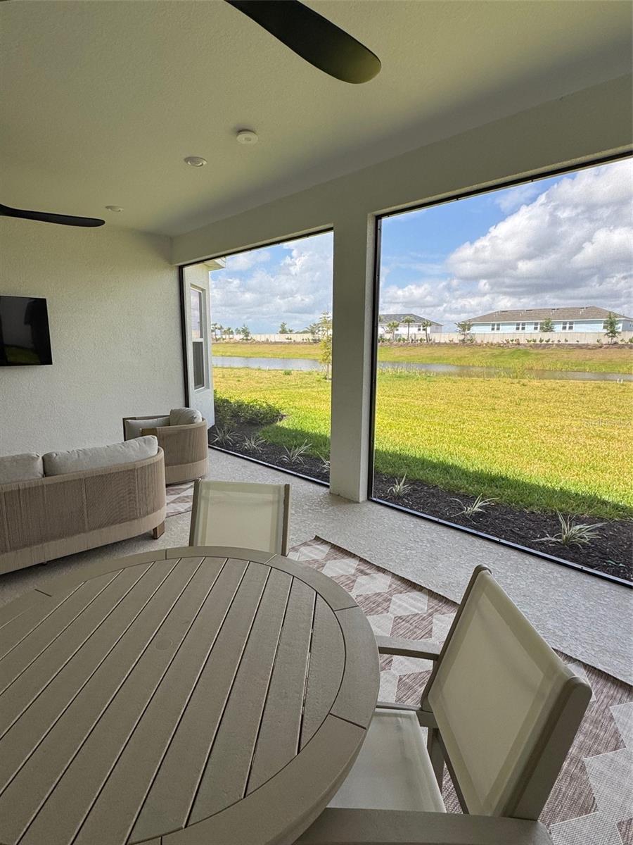 Image 36 of 78 For 16415 Isola Place