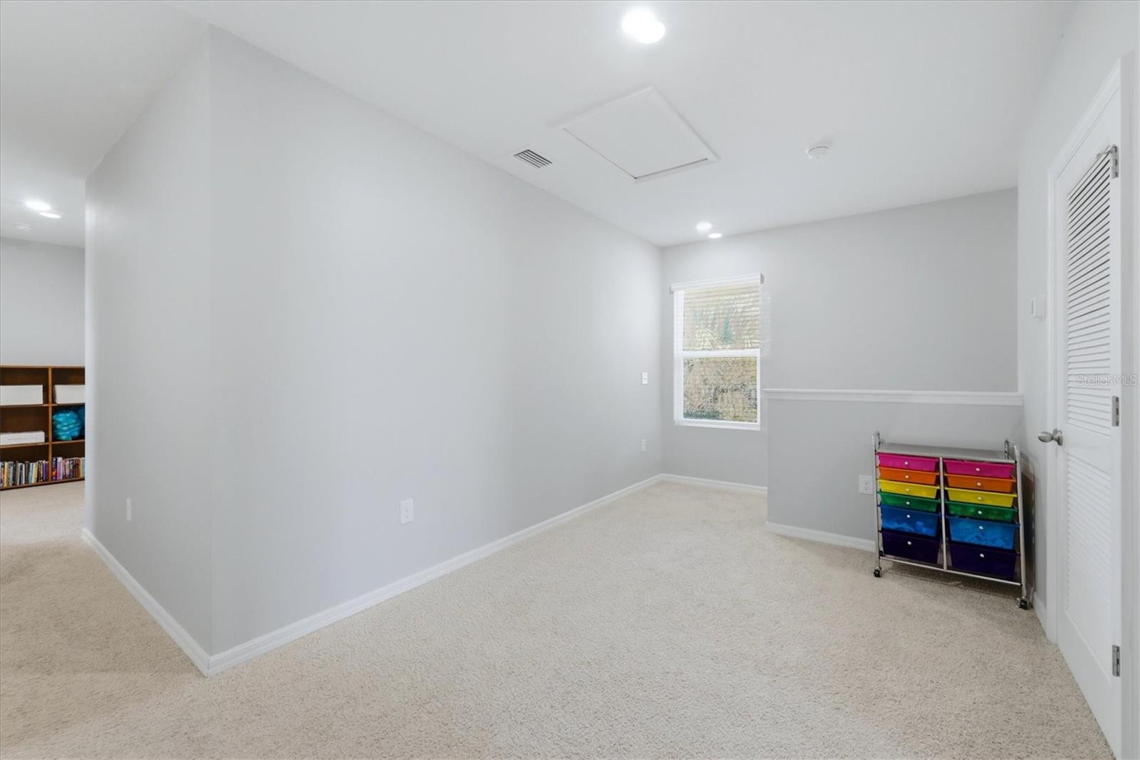 Image 27 of 47 For 4801 Silver Topaz Street