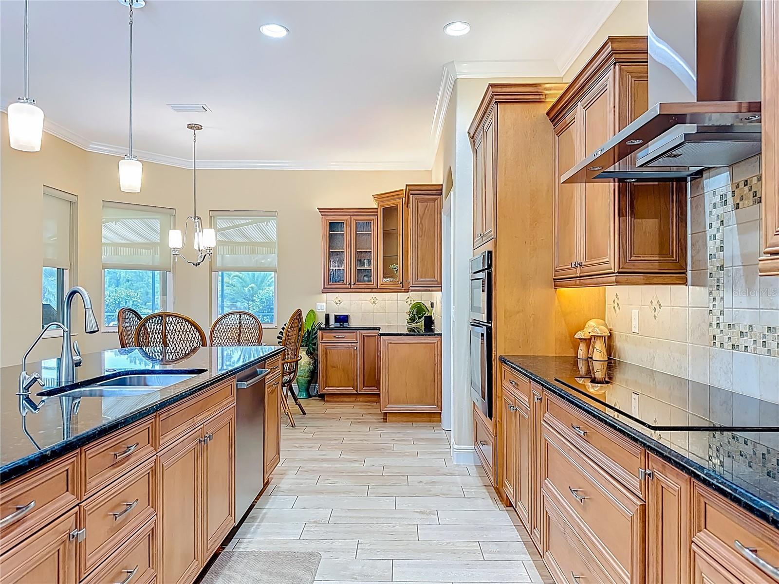 Image 25 of 95 For 15315 37th Court E