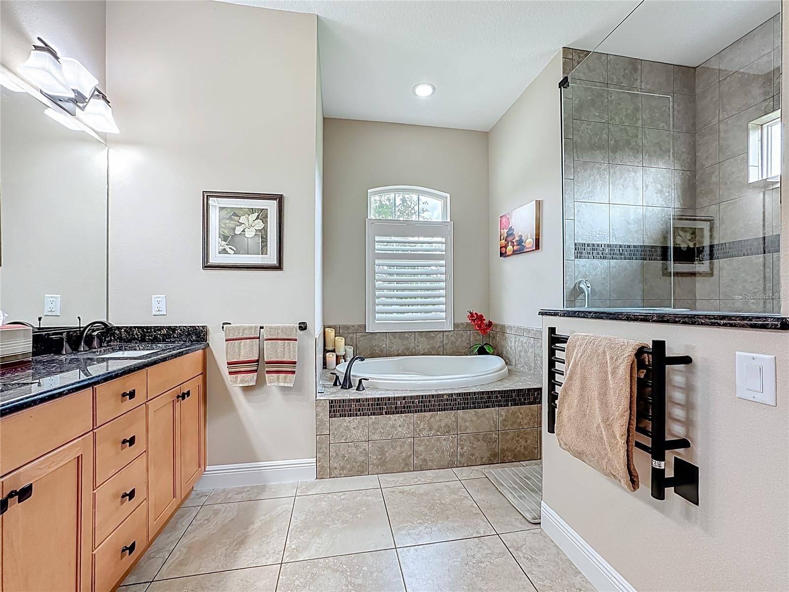 Image 36 of 95 For 15315 37th Court E