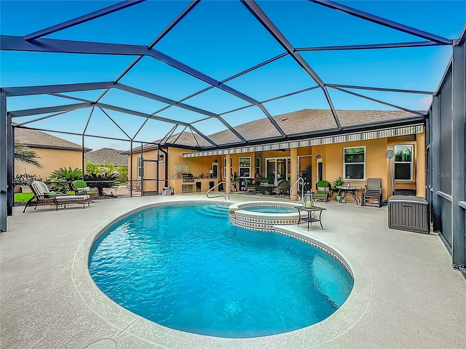 Image 65 of 95 For 15315 37th Court E