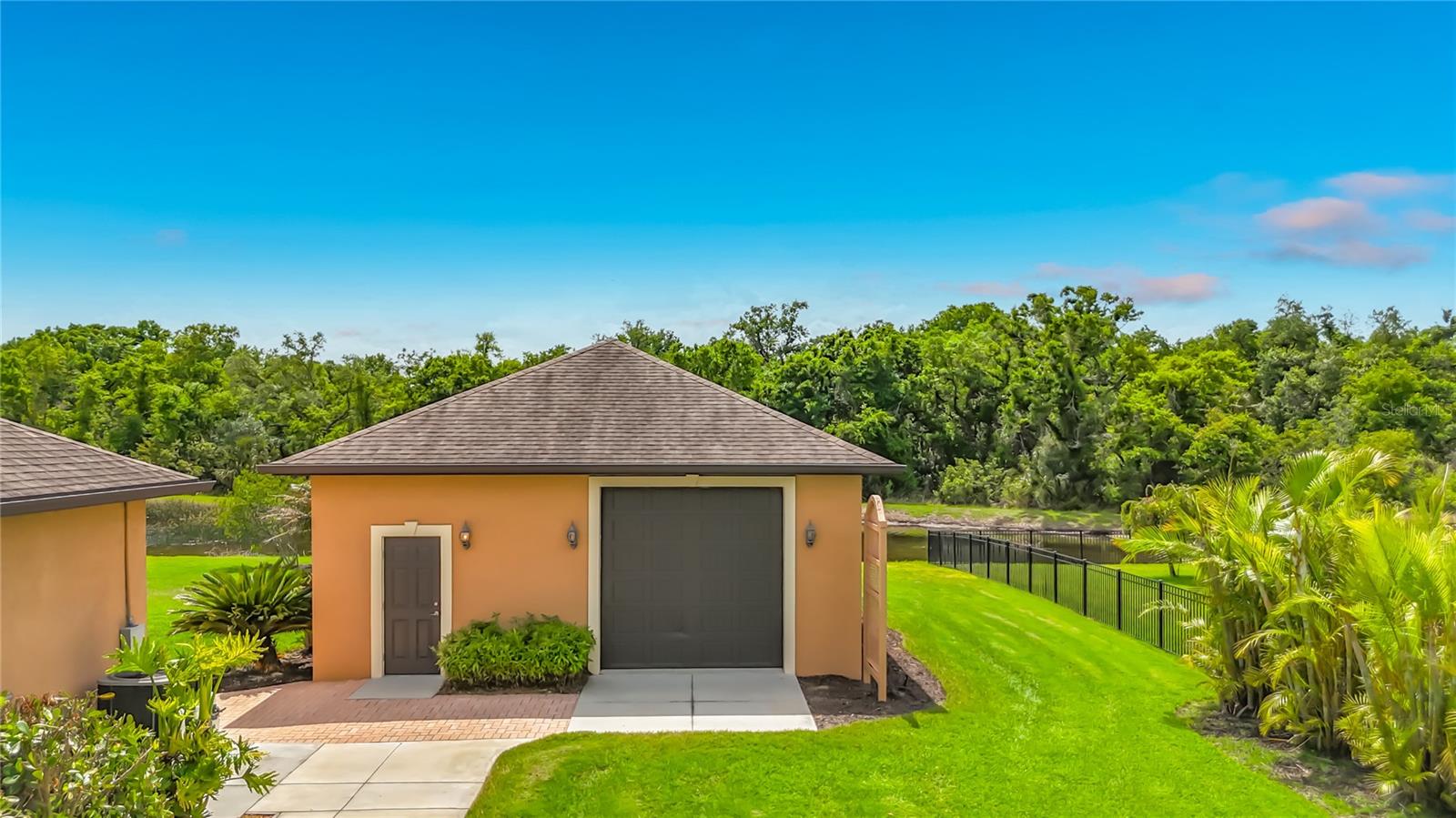 Image 70 of 95 For 15315 37th Court E