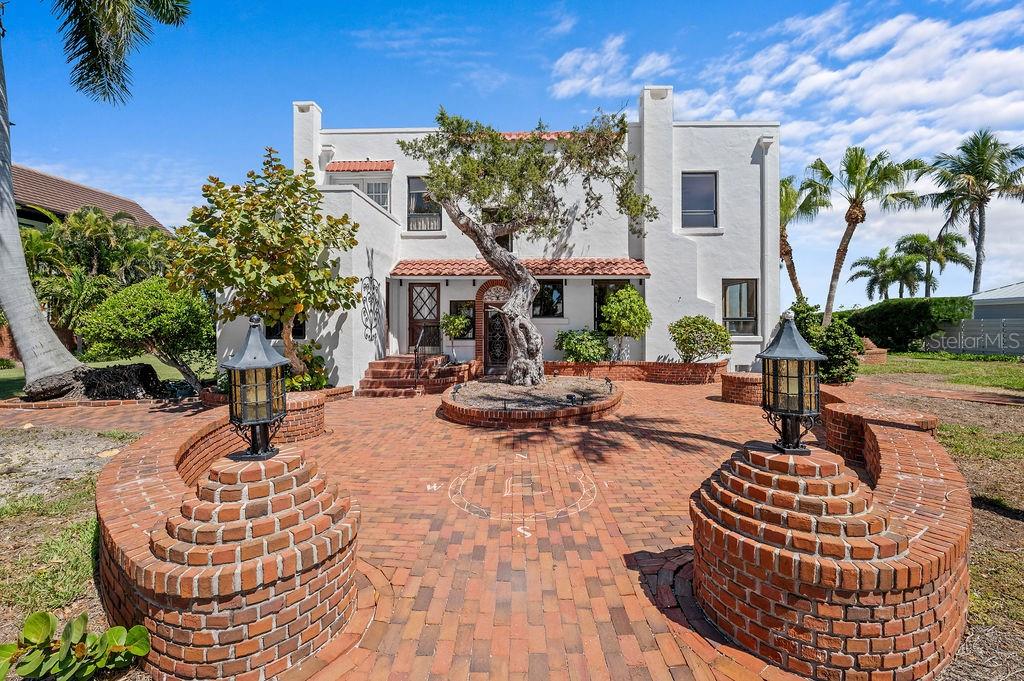 Image 11 of 15 For 679 Norsota Way