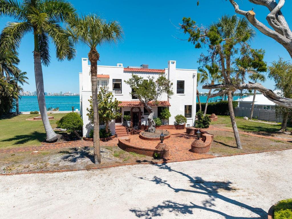 Image 2 of 15 For 679 Norsota Way