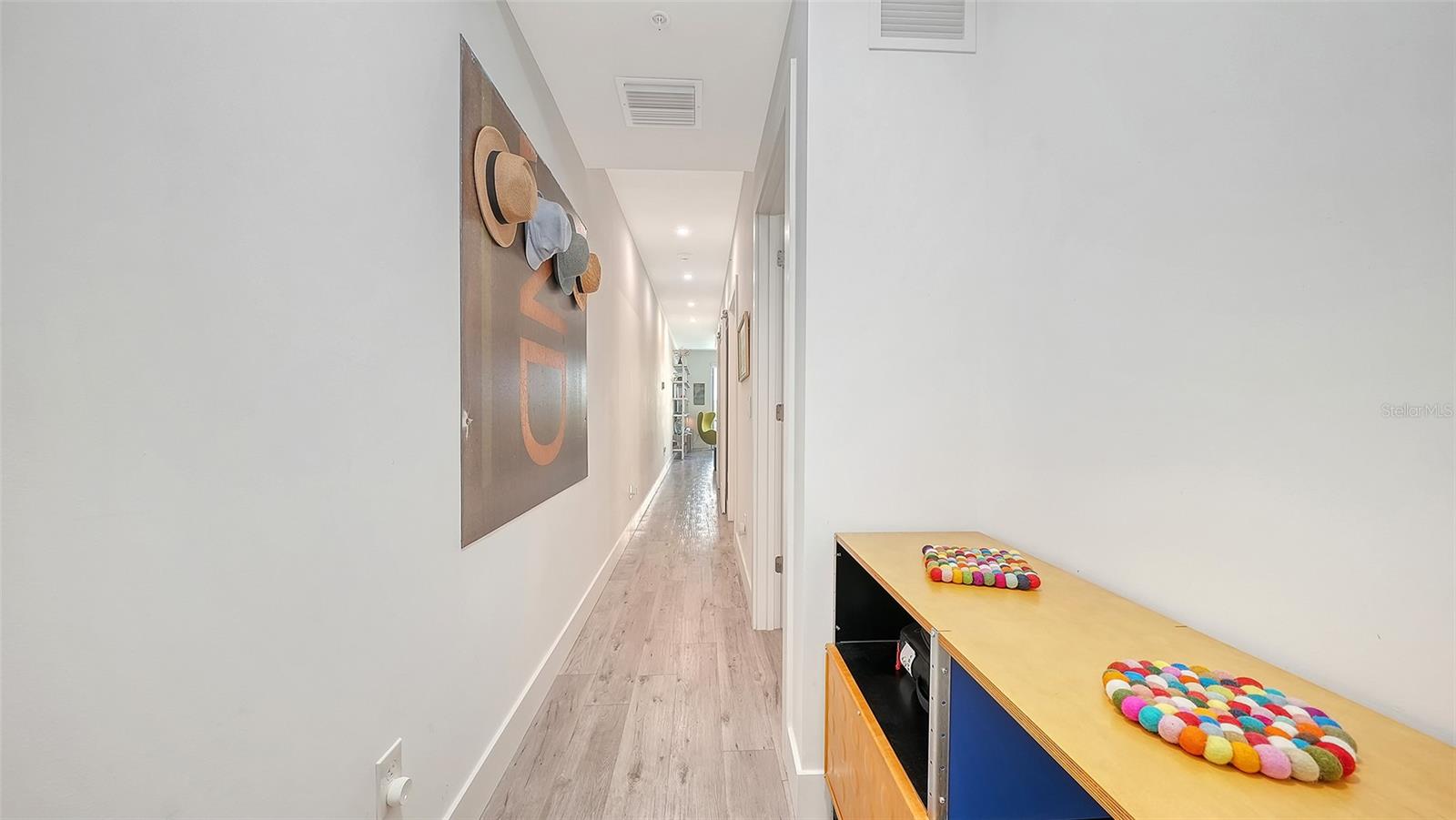 Image 26 of 57 For 1709 Tamiami Trail 522