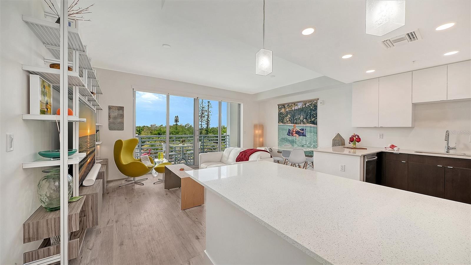 Image 8 of 57 For 1709 Tamiami Trail 522