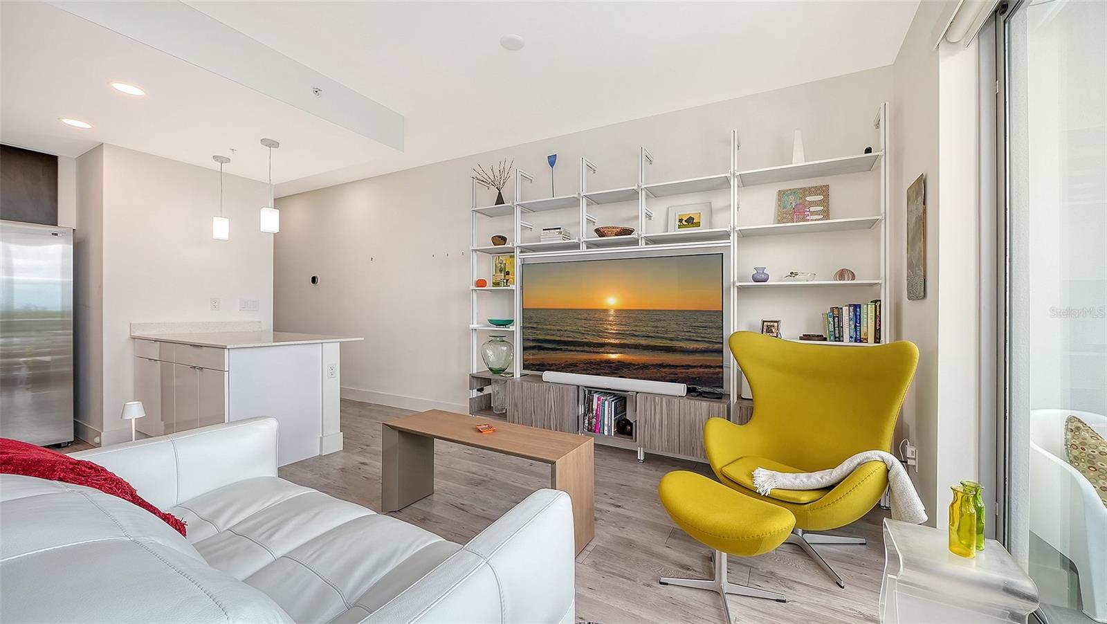 Image 9 of 57 For 1709 Tamiami Trail 522