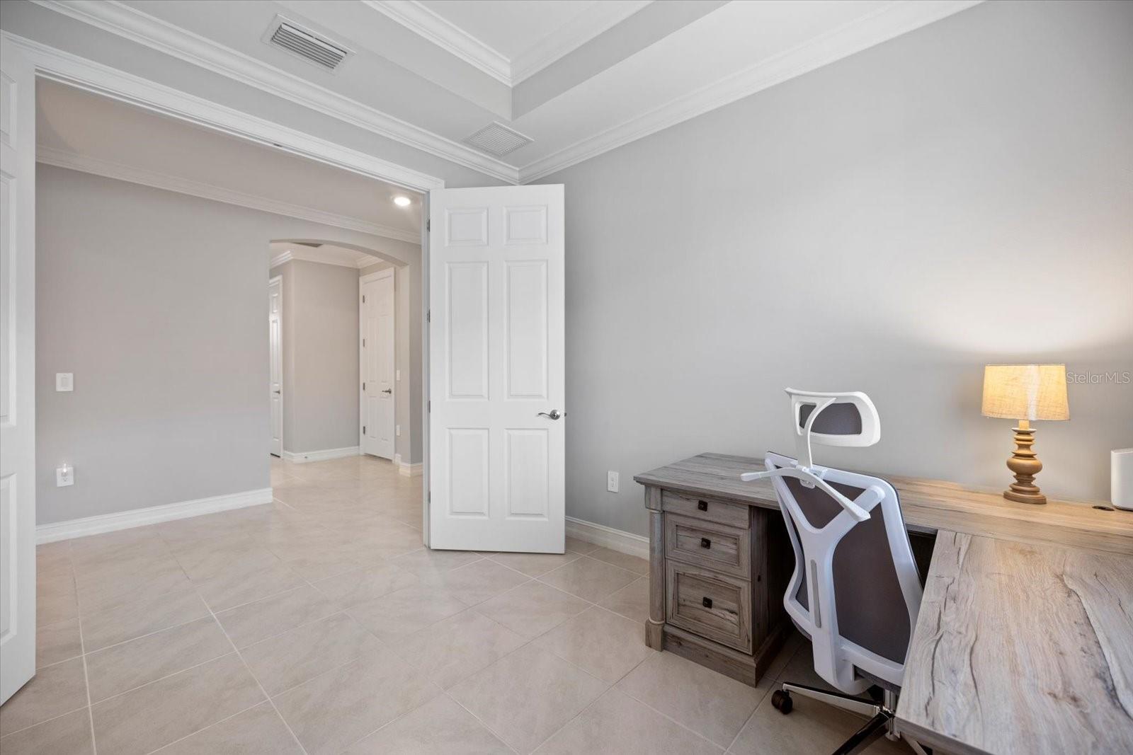 Image 28 of 70 For 520 Maraviya Boulevard