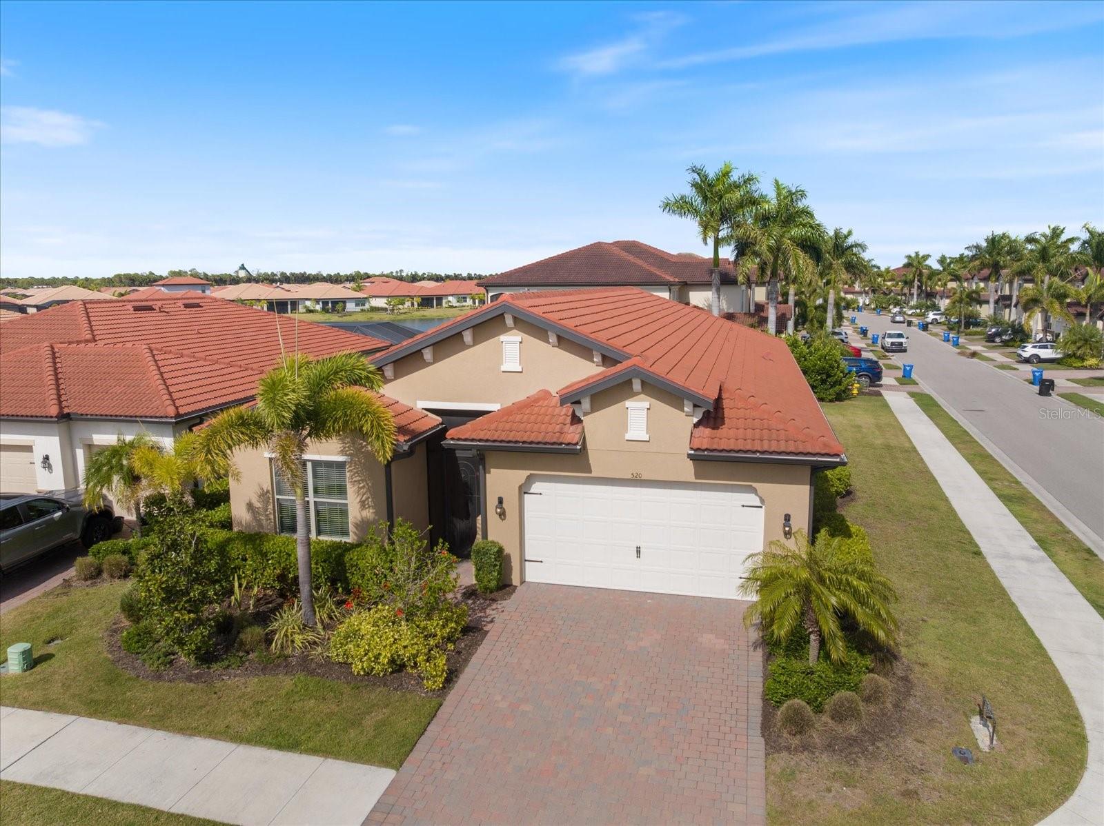 Image 3 of 70 For 520 Maraviya Boulevard