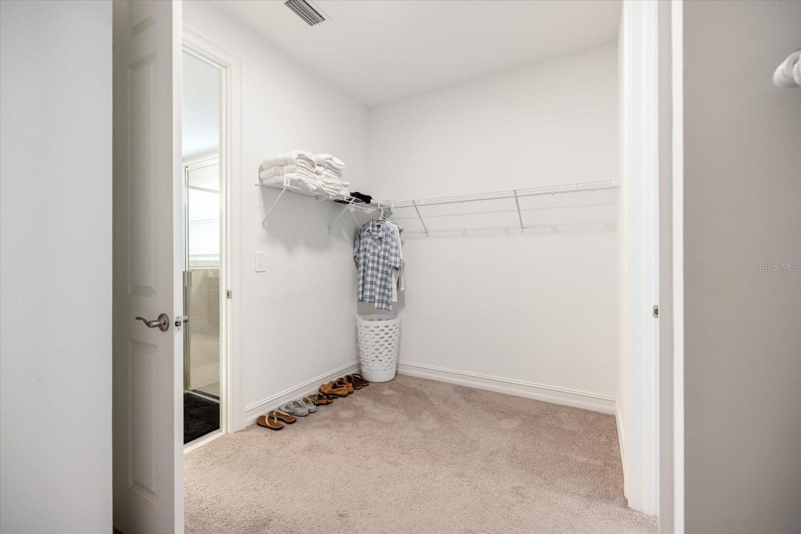 Image 30 of 70 For 520 Maraviya Boulevard