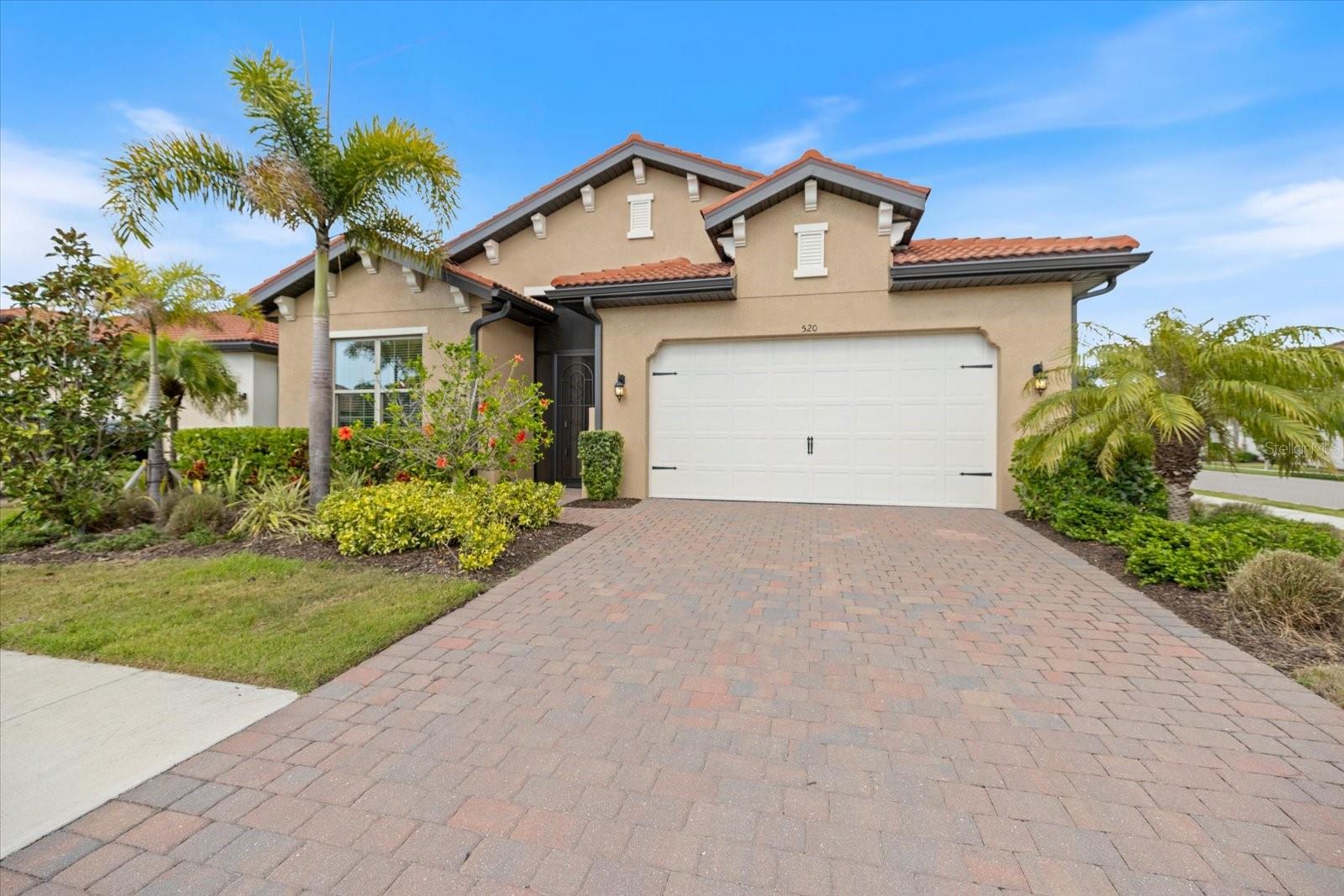 Image 4 of 70 For 520 Maraviya Boulevard