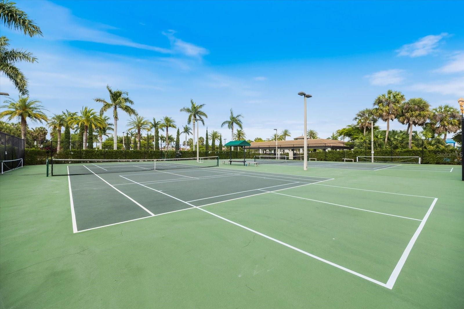 Image 40 of 70 For 520 Maraviya Boulevard