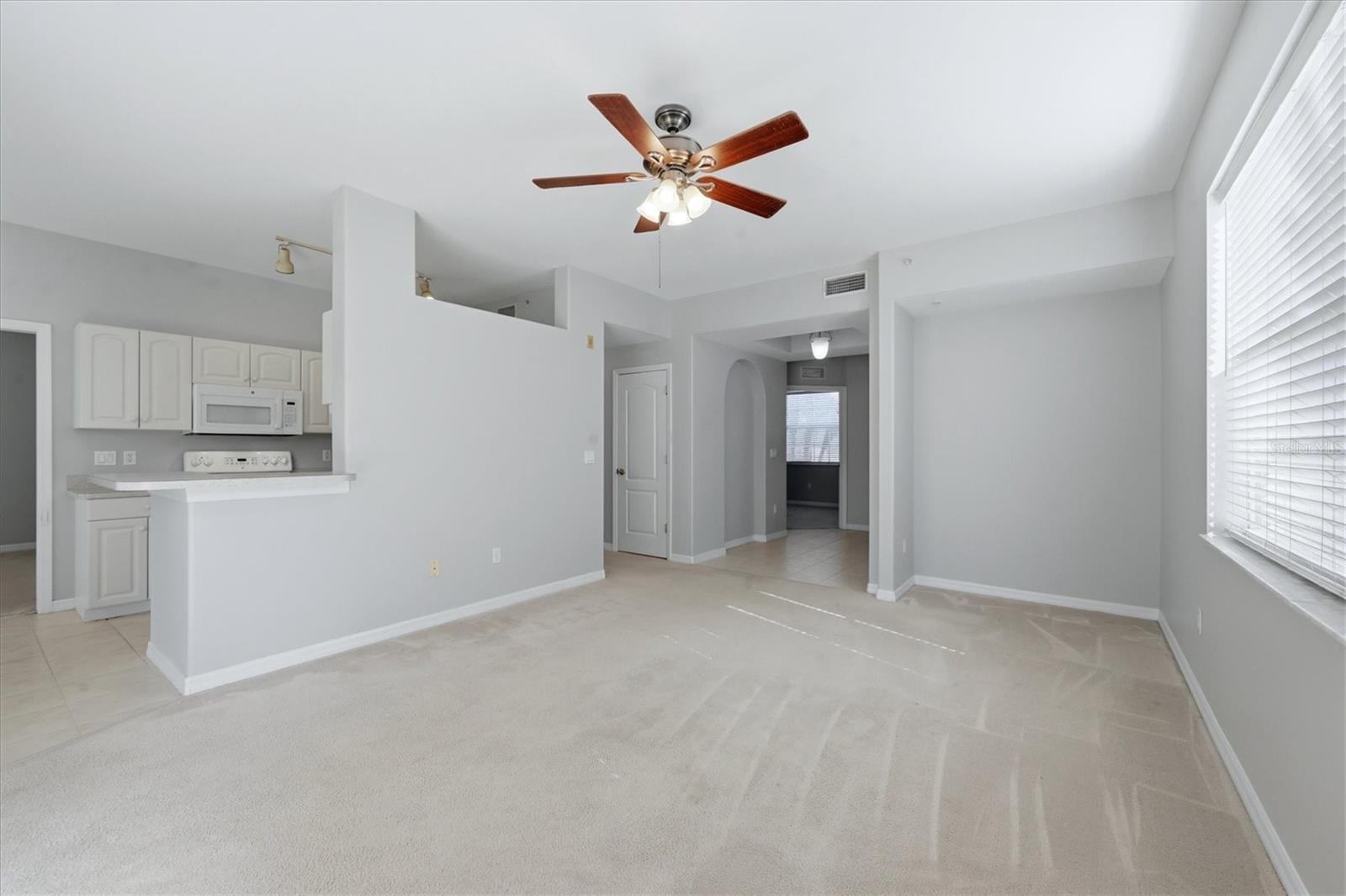 Image 12 of 53 For 4266 Vicenza Drive A39