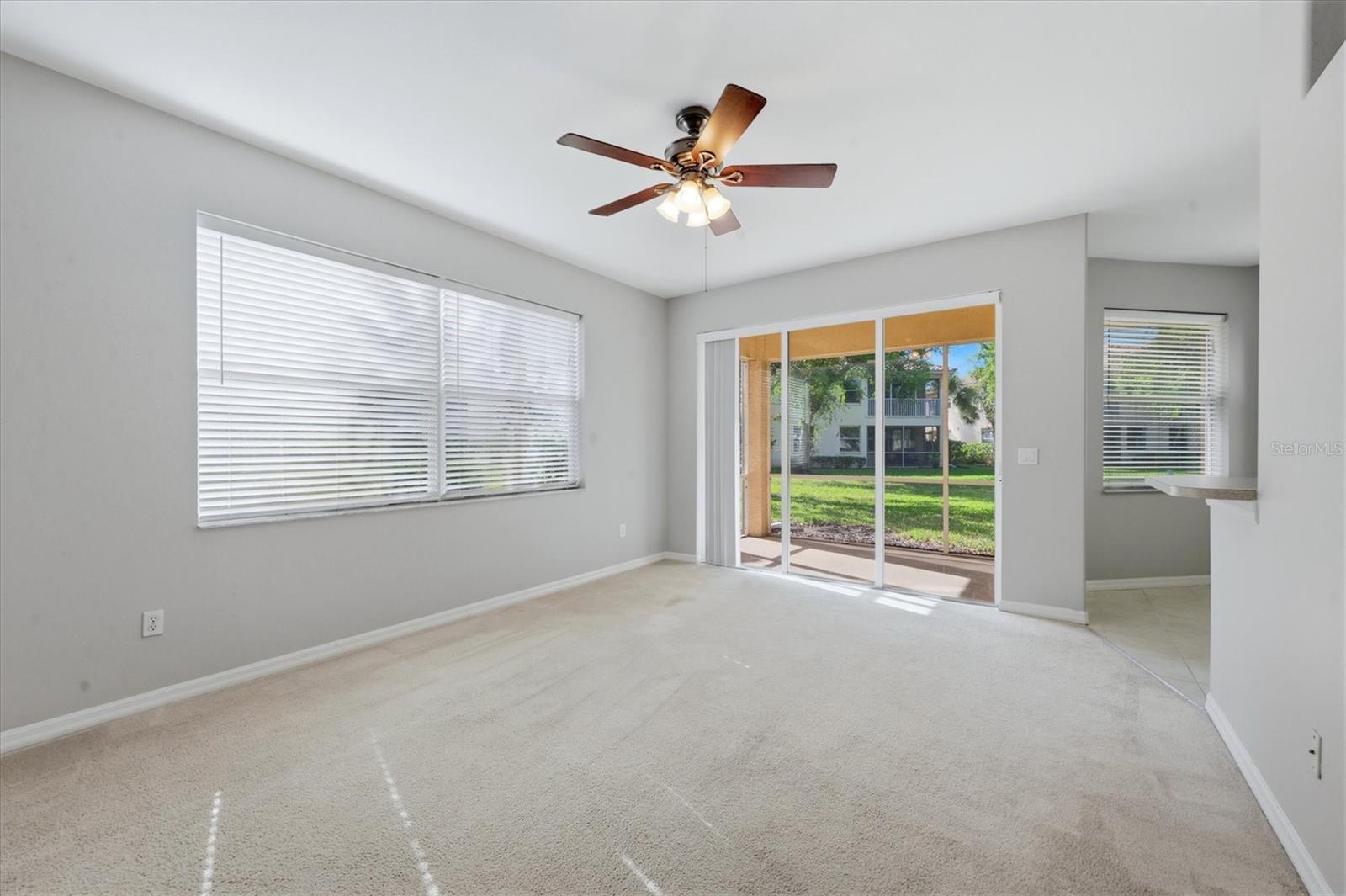 Image 8 of 53 For 4266 Vicenza Drive A39