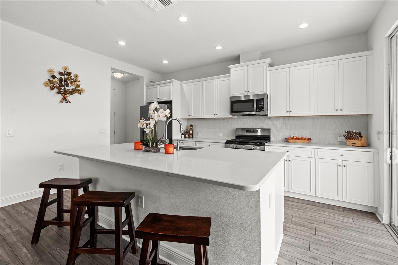 Image 14 of 71 For 9924 Crystal Isle Circle